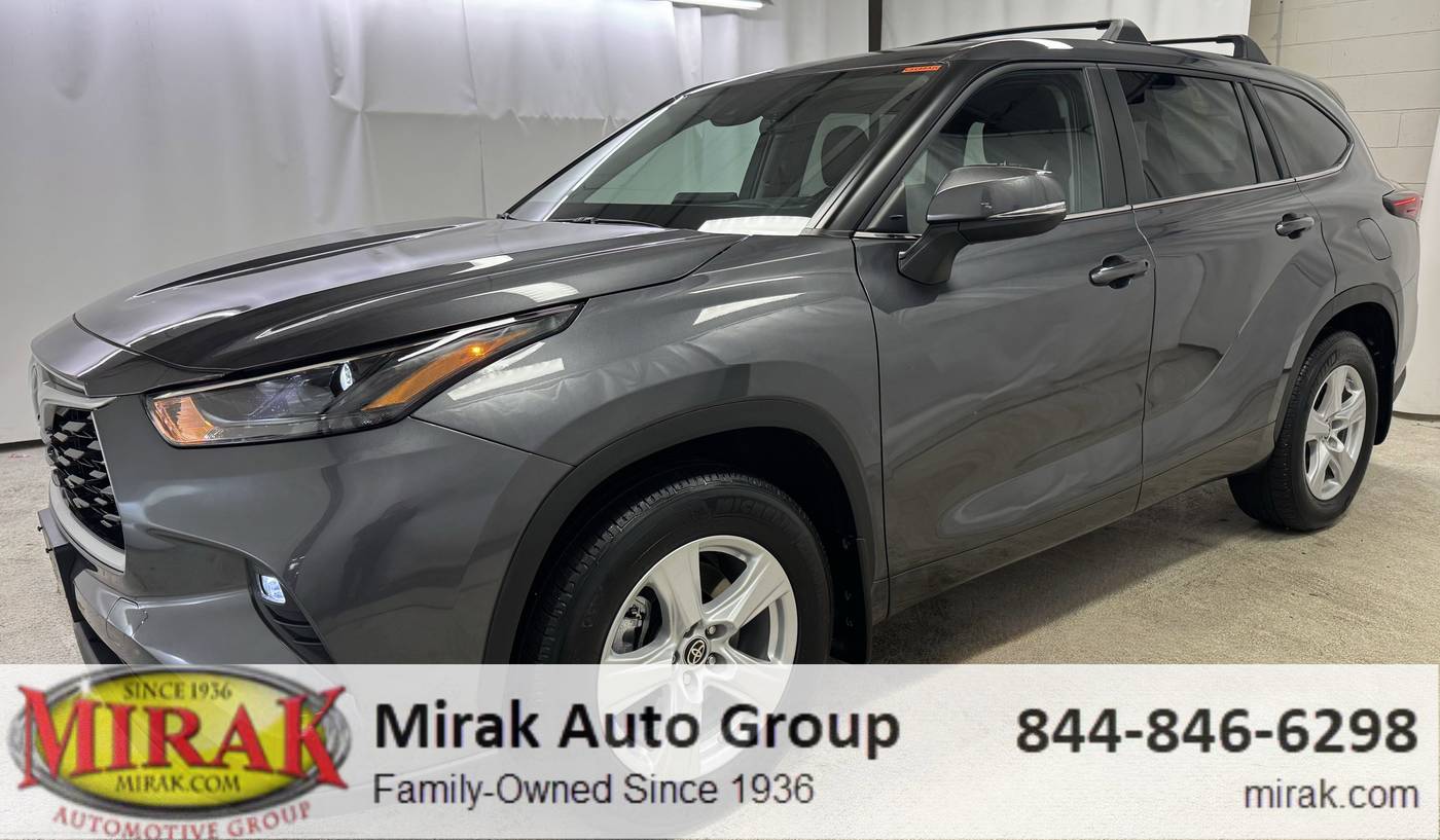 2024 Toyota Highlander LE — SUV — 13,661 mi — Arlington, MA