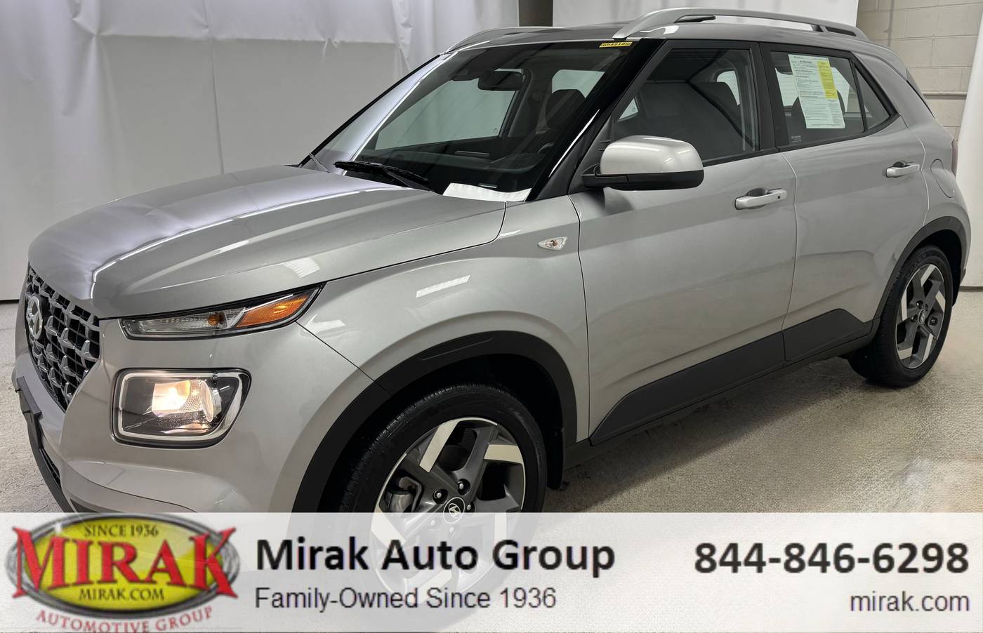 2024 Hyundai Venue SEL — SUV — 8,478 mi — Arlington, MA