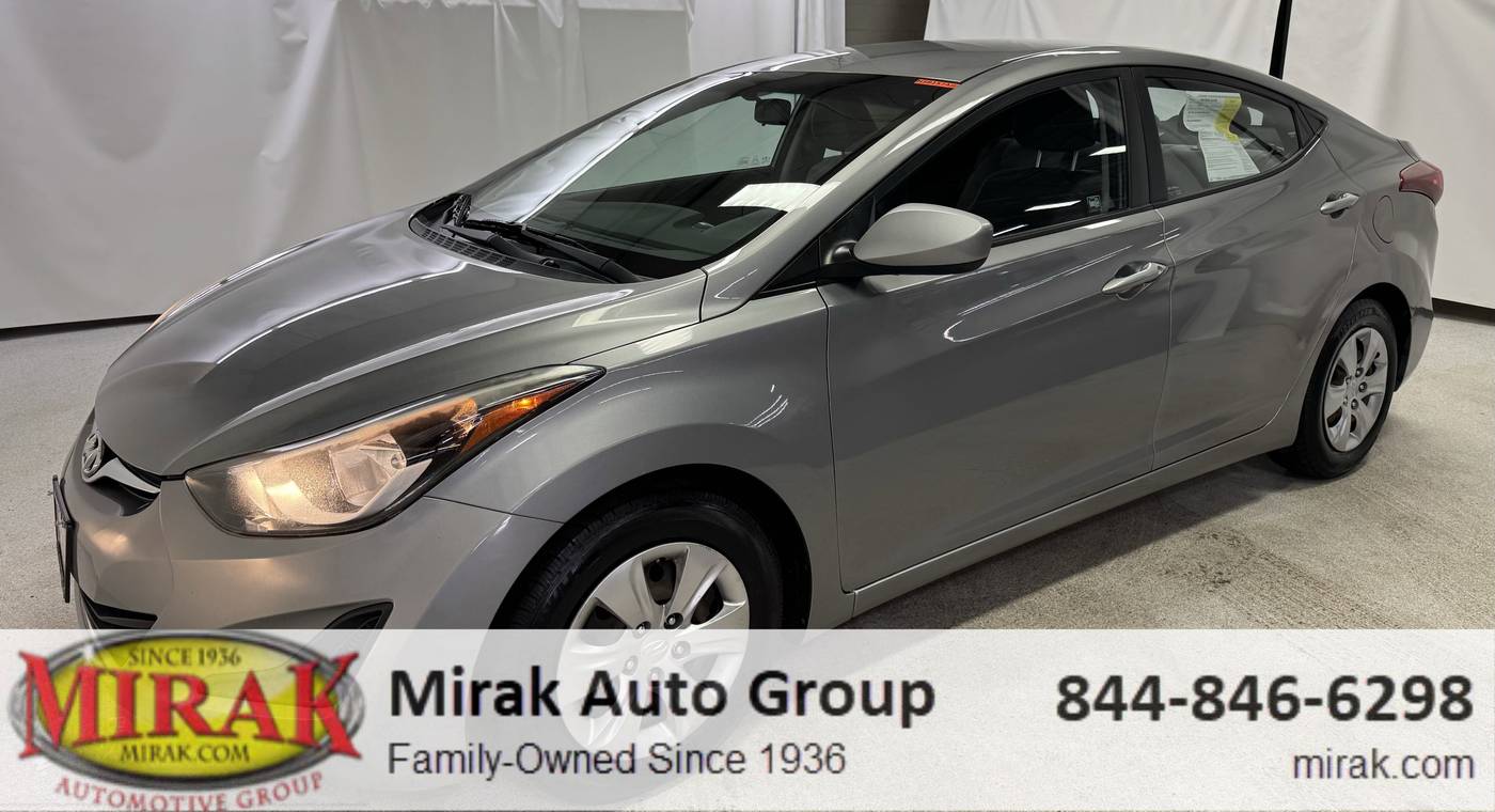 2016 Hyundai Elantra SE — Sedan — 88,249 mi — Arlington, MA