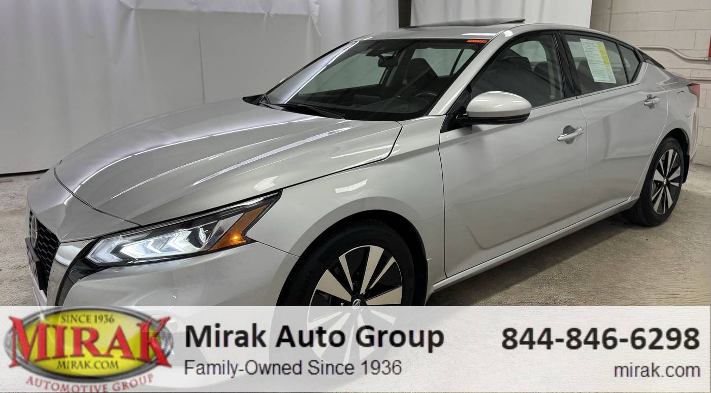 2022 Nissan Altima SL — Sedan — 11,968 mi — Arlington, MA