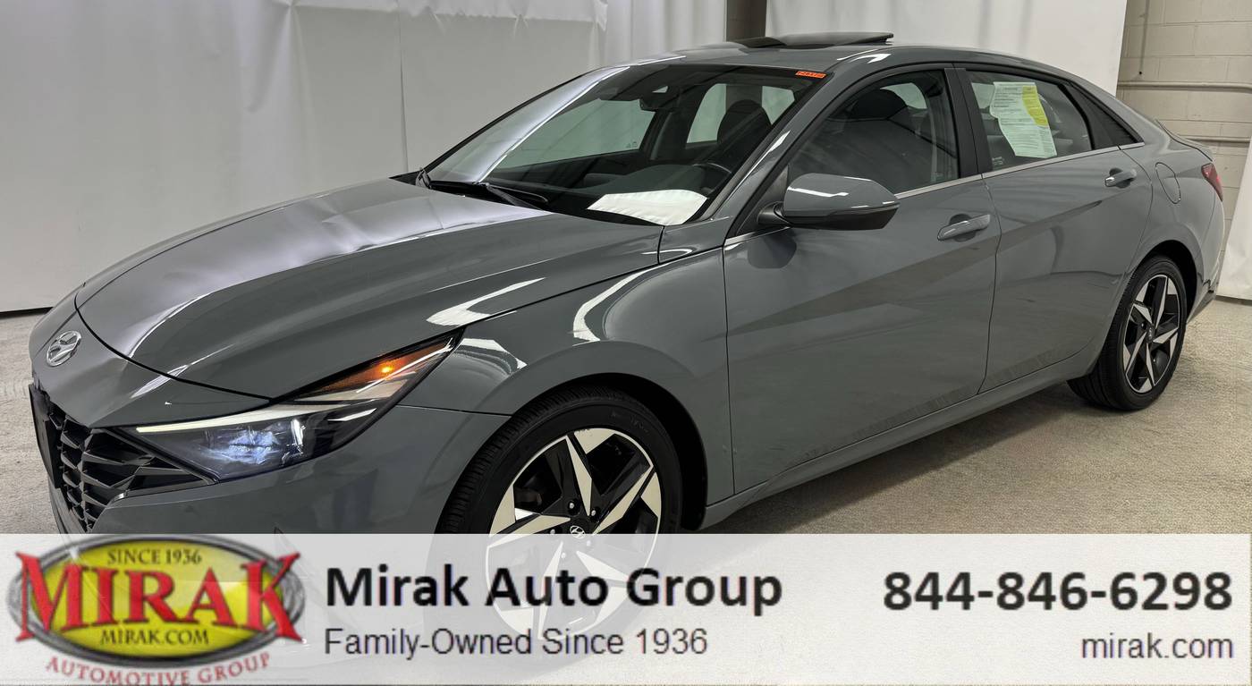 2022 Hyundai Elantra Limited — Sedan — 25,786 mi — Arlington, MA