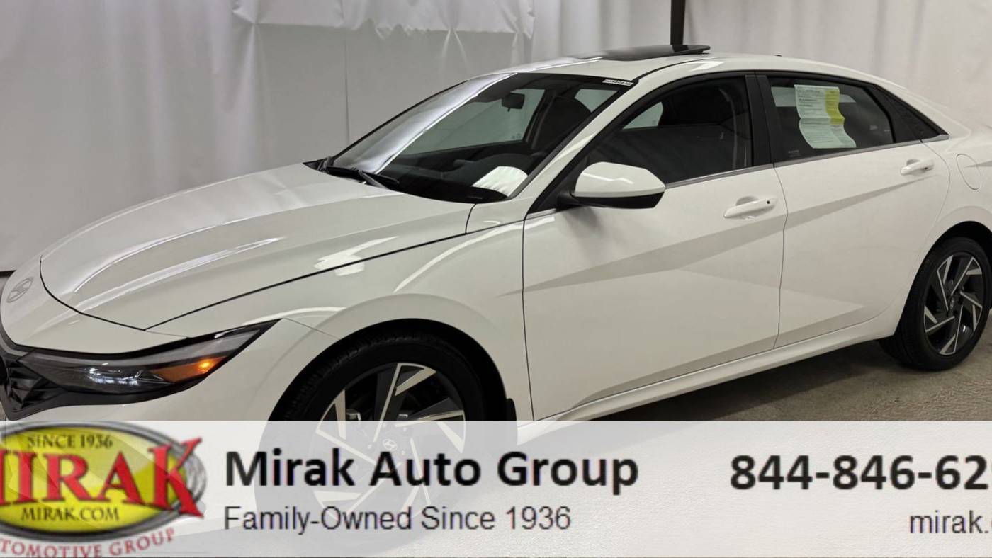 2024 Hyundai Elantra SEL — Sedan — 9,786 mi — Arlington, MA