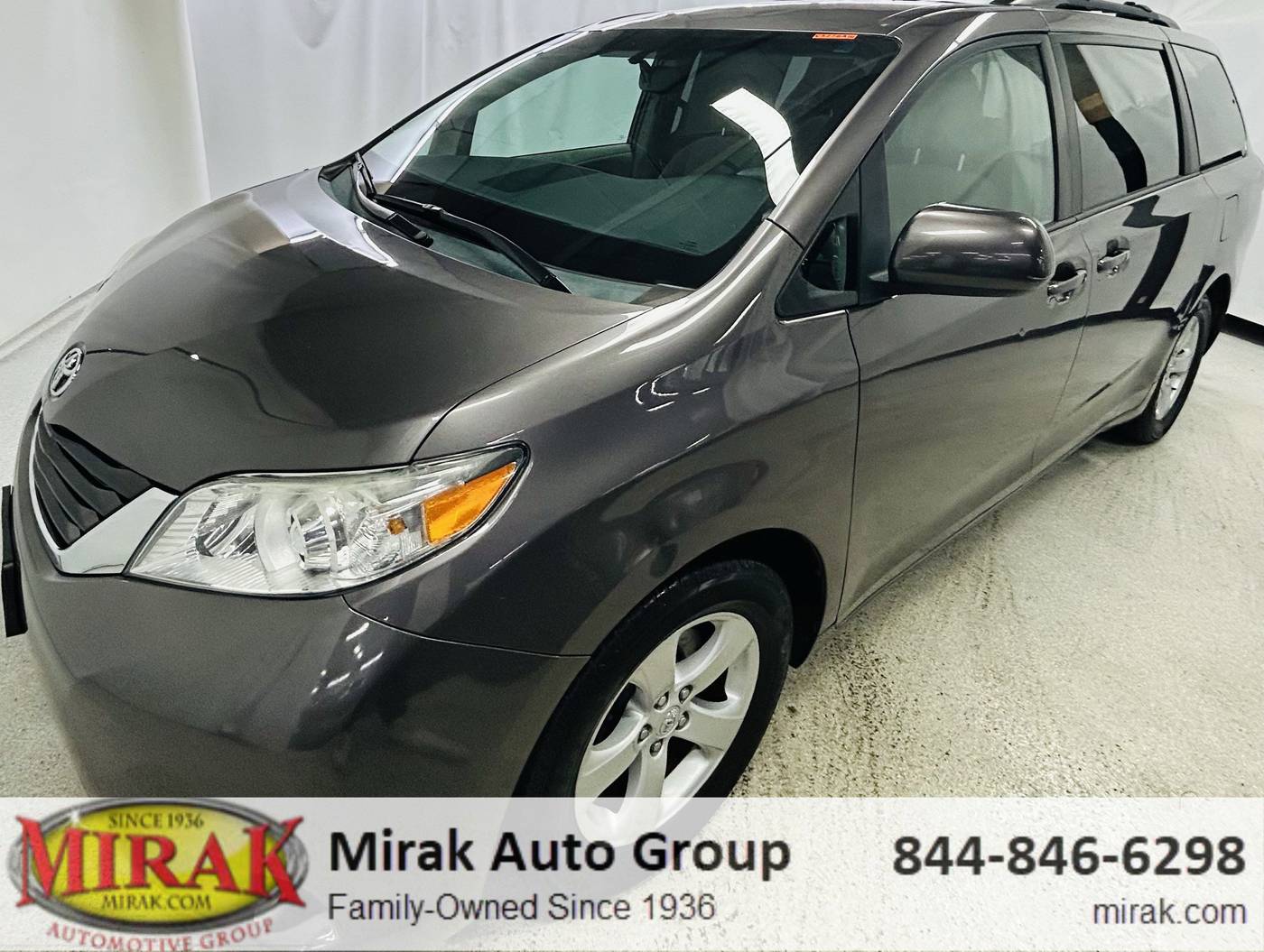2012 Toyota Sienna LE — Minivan — 133,402 mi — Arlington, MA