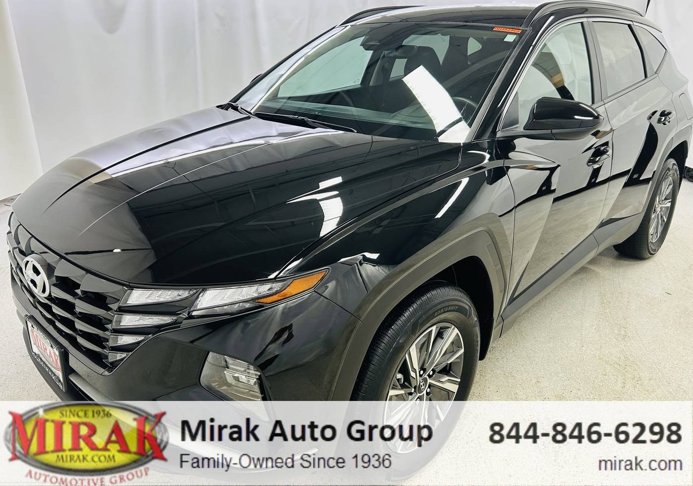 2024 Hyundai Tucson Hybrid Blue — SUV — 11,566 mi — Arlington, MA