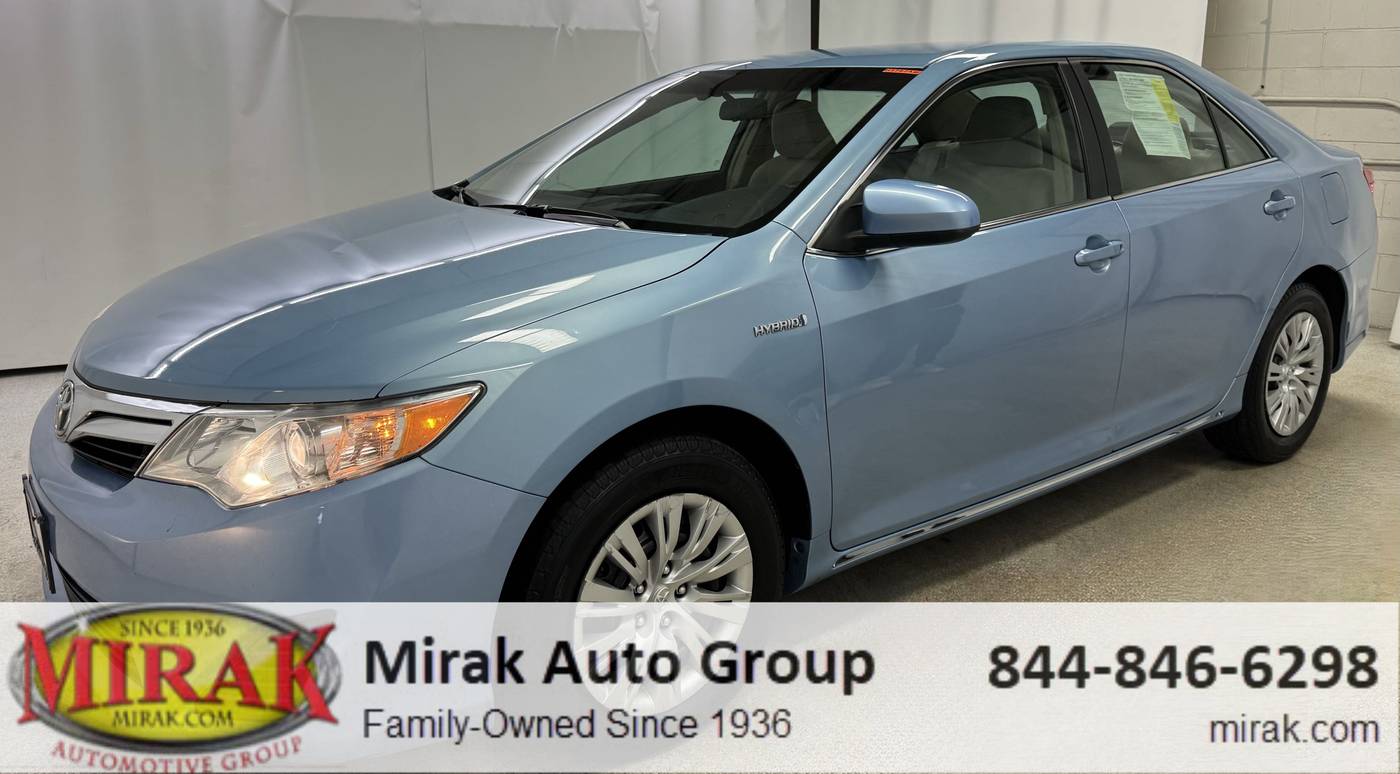 2013 Toyota Camry Hybrid LE — Sedan — 97,699 mi — Arlington, MA