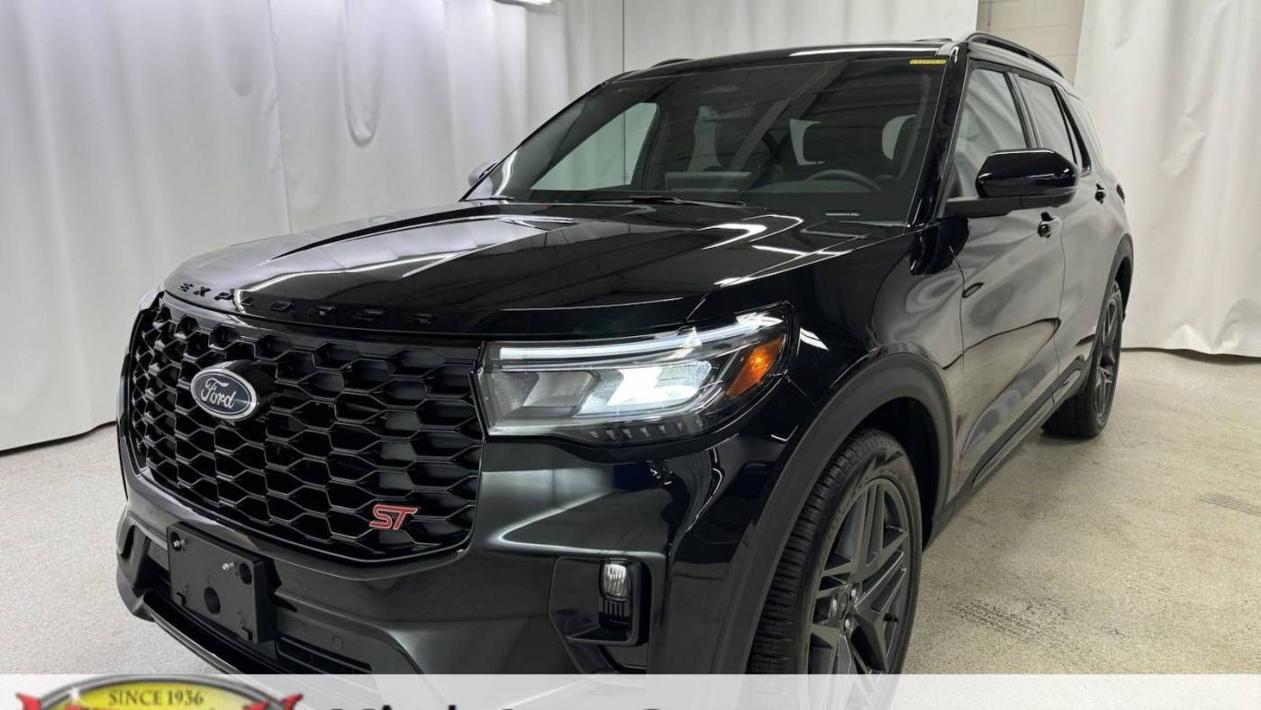 2025 Ford Explorer ST — SUV — 1,787 mi — Arlington, MA