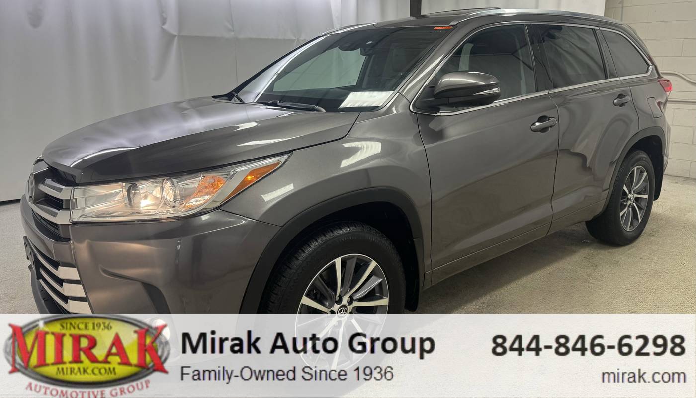 2017 Toyota Highlander XLE — SUV — 75,219 mi — Arlington, MA