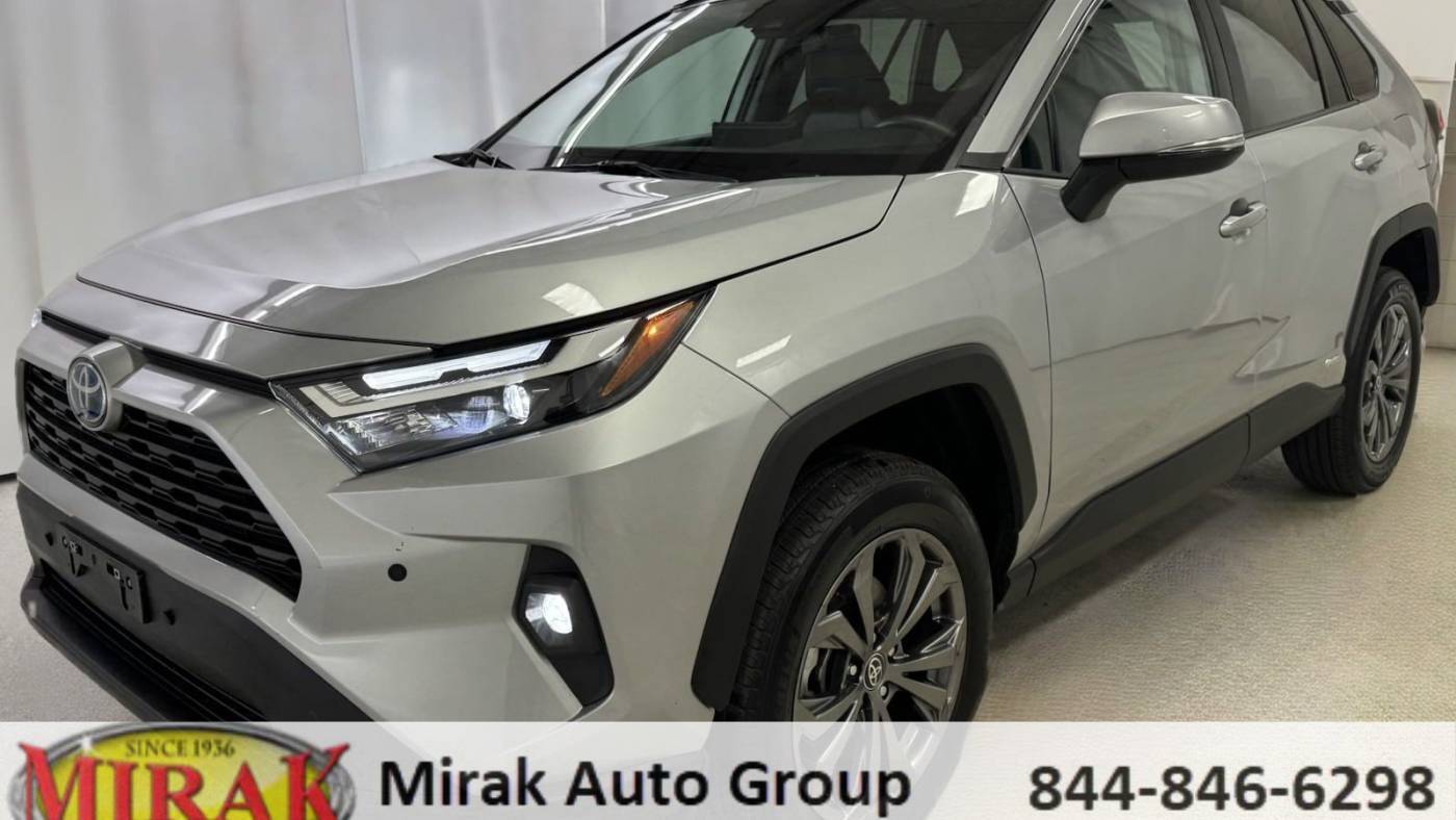 2022 Toyota RAV4 Hybrid XLE Premium — SUV — 10,327 mi — Arlington, MA