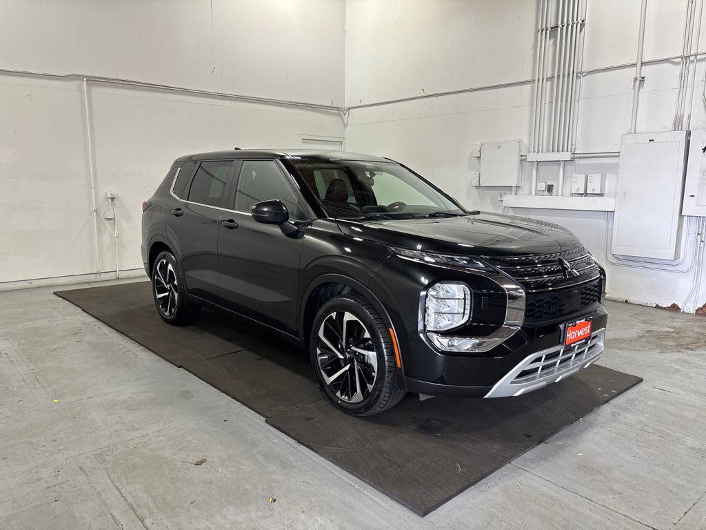 2023 Mitsubishi Outlander SE Special Edition — SUV — 45,354 mi — Yakima, WA
