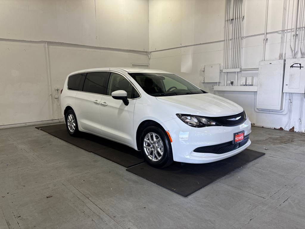 2022 Chrysler Voyager LX — Minivan — 70,381 mi — Yakima, WA