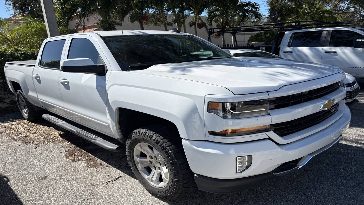 2017 Chevrolet Silverado 1500 LT — Pickup Truck — 117,257 mi — Sarasota, FL