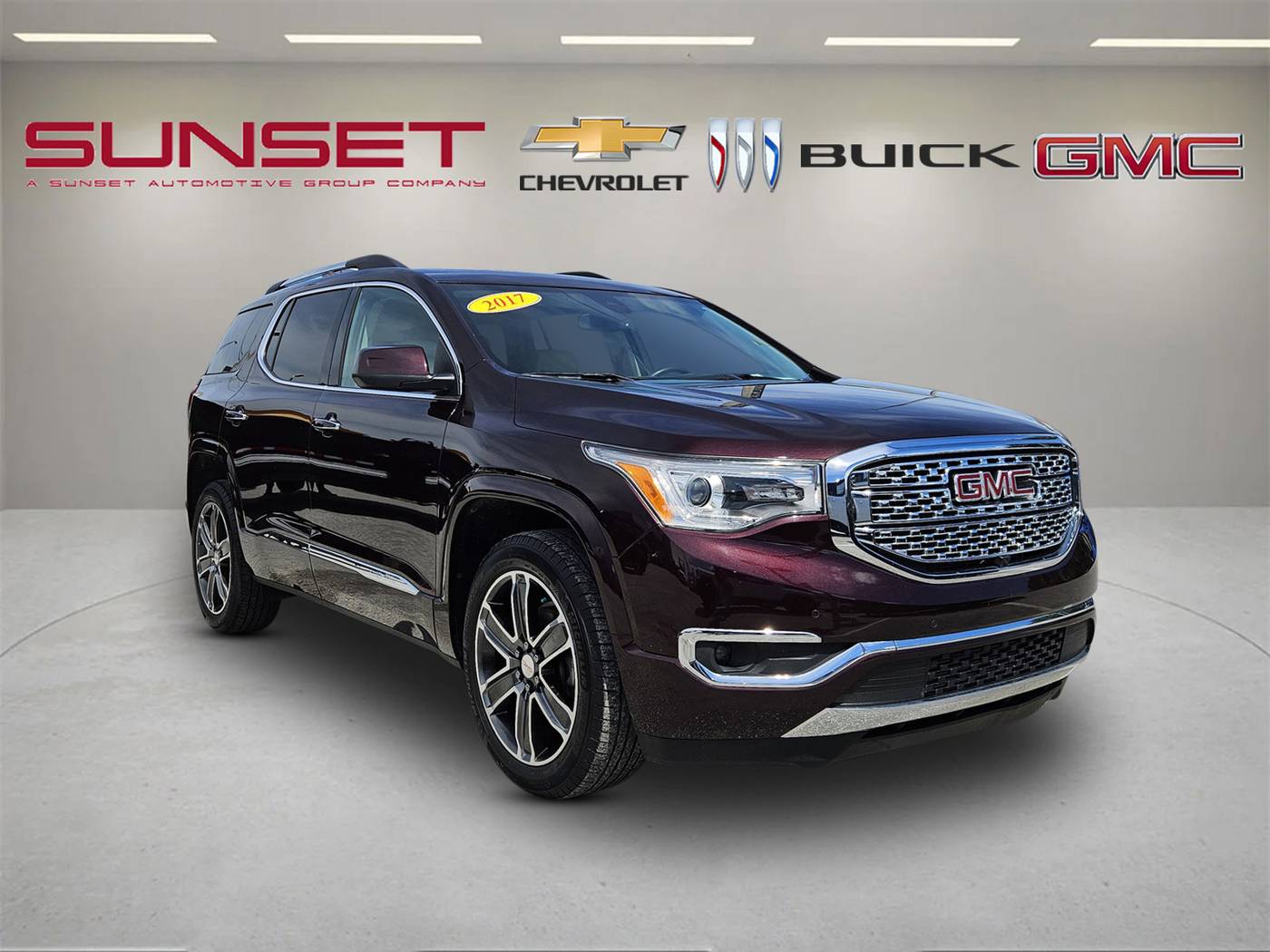 2017 GMC Acadia Denali — SUV — 70,484 mi — Sarasota, FL