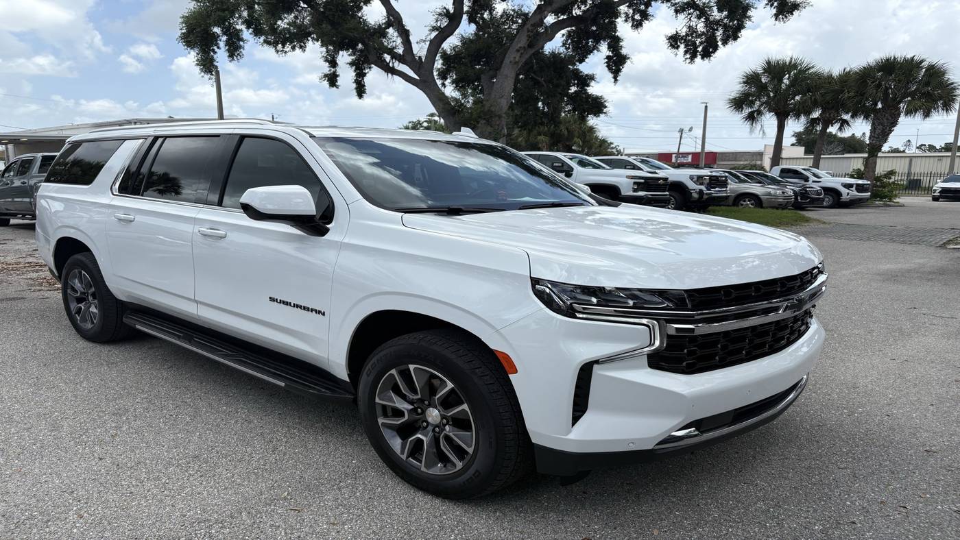 2023 Chevrolet Suburban LS — SUV — 39,552 mi — Sarasota, FL
