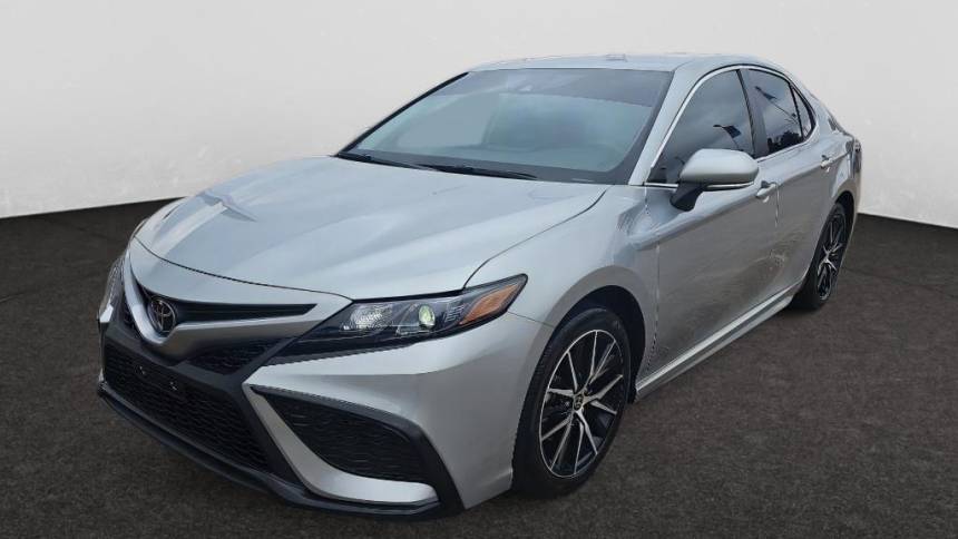 2023 Toyota Camry SE — Sedan — 27,472 mi — Grenada, MS
