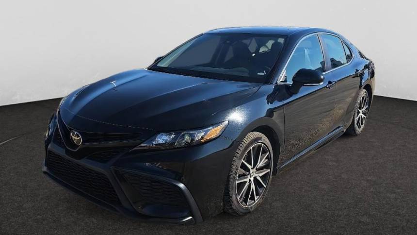 2023 Toyota Camry SE — Sedan — 64,845 mi — Grenada, MS