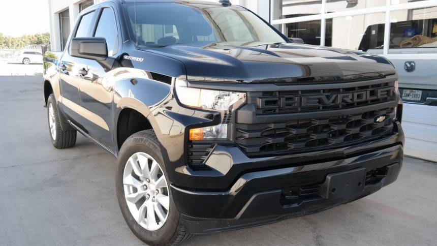 2024 Chevrolet Silverado 1500 Custom — Pickup Truck — 5,222 mi — Dallas, TX