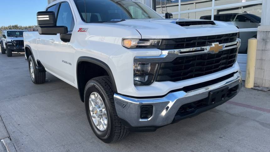 2024 Chevrolet Silverado 2500HD LT — Pickup Truck — 10,433 mi — Dallas, TX