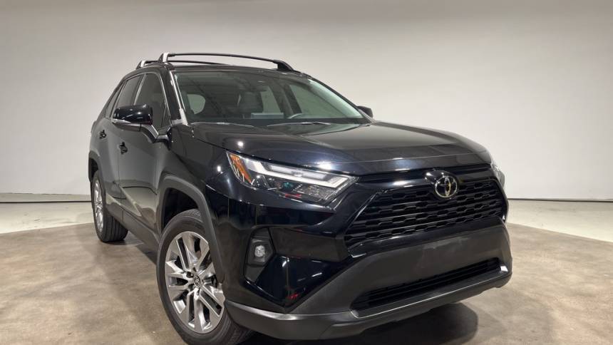 2022 Toyota RAV4 XLE Premium — SUV — 27,881 mi — Dallas, TX