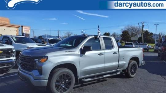 2025 Chevrolet Silverado 1500 Custom — Pickup Truck — 10,129 mi — Morris, IL