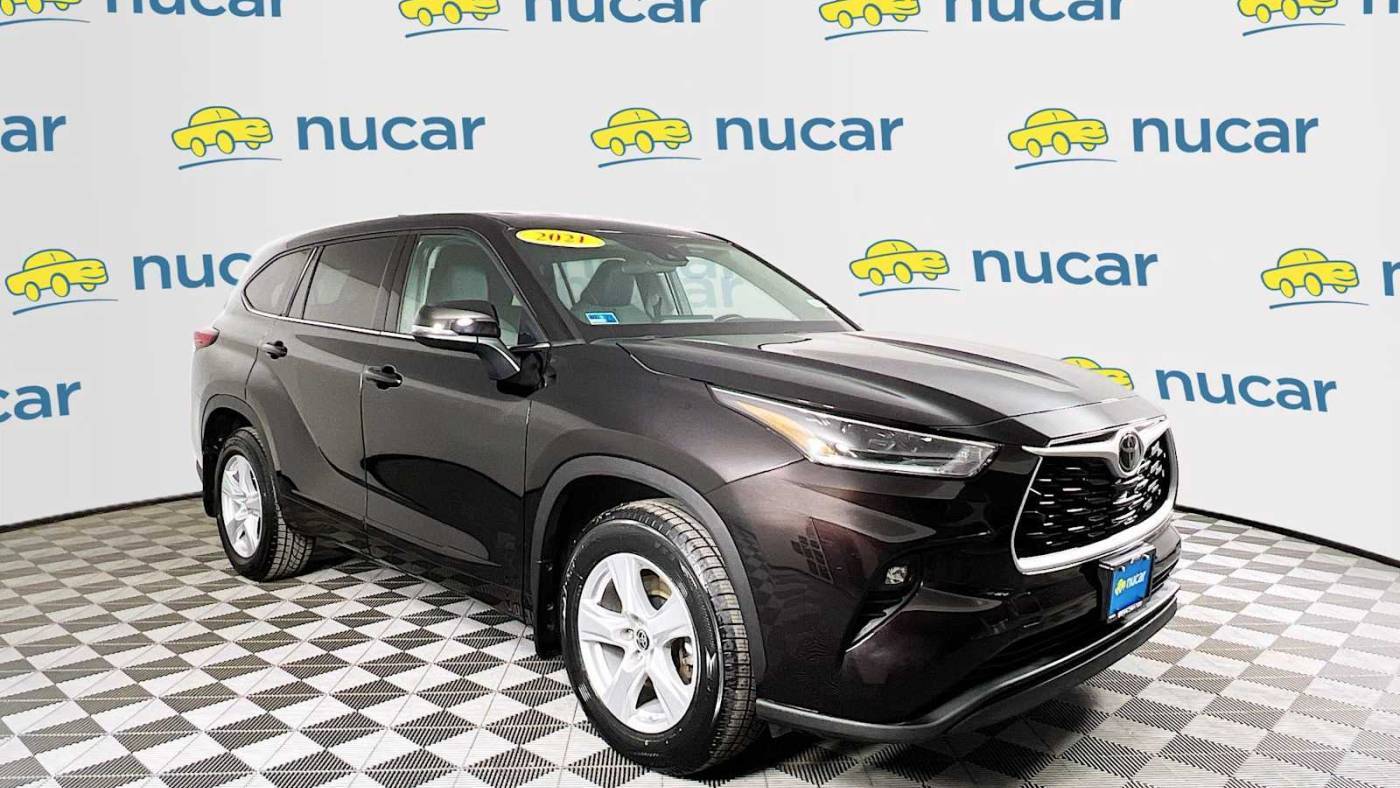 2021 Toyota Highlander LE — SUV — 99,298 mi — North Kingstown, RI