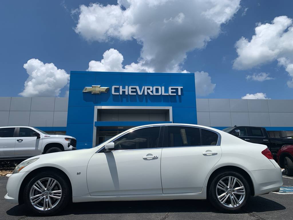 2015 INFINITI Q40 Standard — Sedan — 111,759 mi — Jefferson City, TN