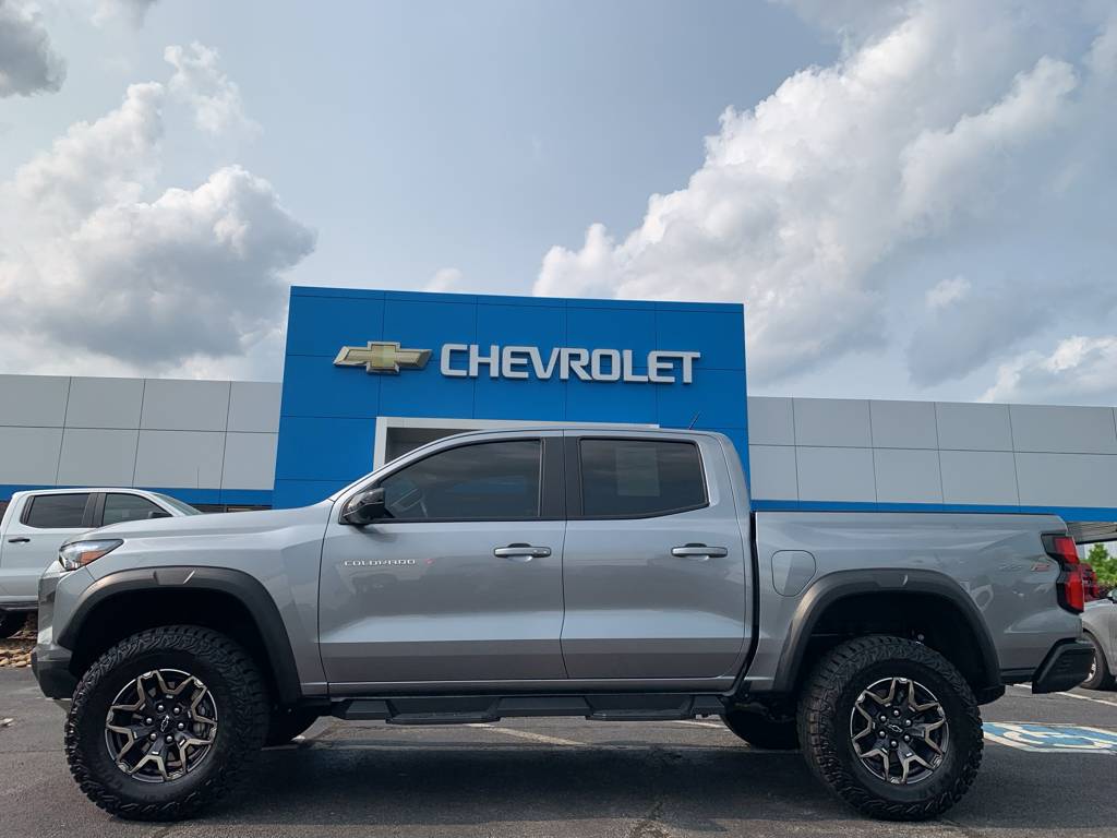2025 Chevrolet Colorado ZR2 — Pickup Truck — 4,008 mi — Jefferson City, TN