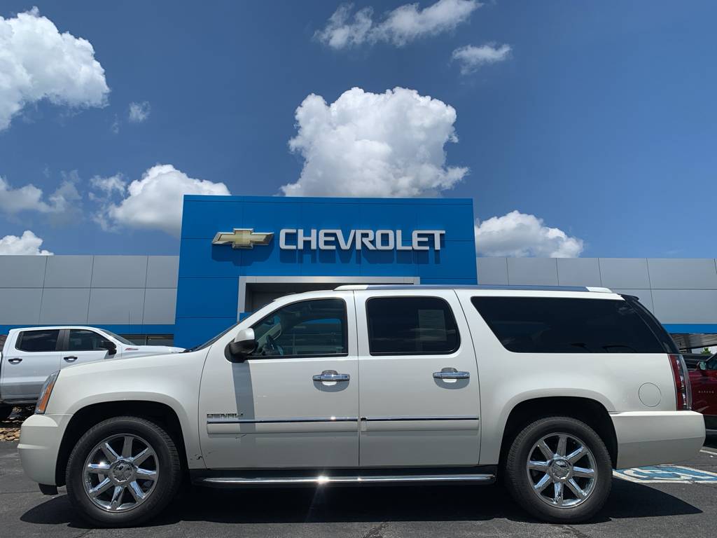 2014 GMC Yukon Denali — SUV — 152,806 mi — Jefferson City, TN