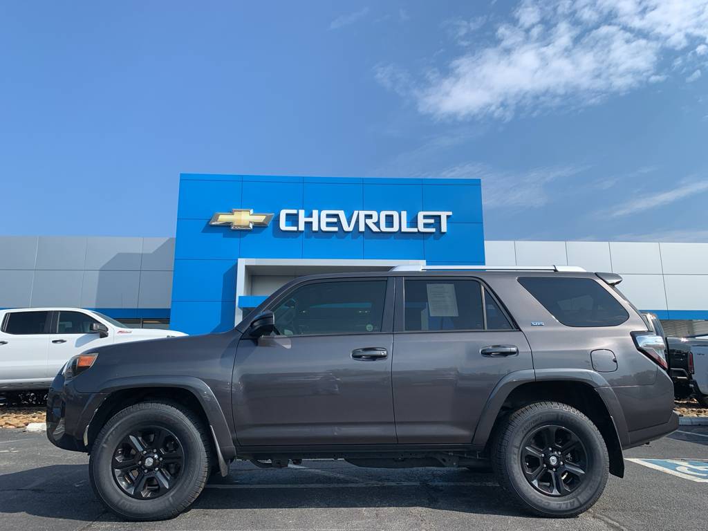 2015 Toyota 4Runner SR5 — SUV — 159,012 mi — Jefferson City, TN