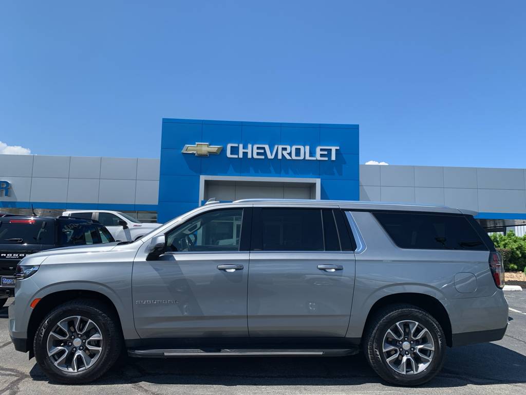 2023 Chevrolet Suburban LT — SUV — 63,244 mi — Jefferson City, TN