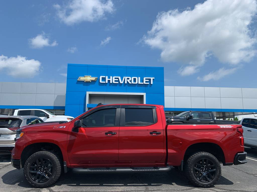 2024 Chevrolet Silverado 1500 LT Trail Boss — Pickup Truck — 11,109 mi — Jefferson City, TN