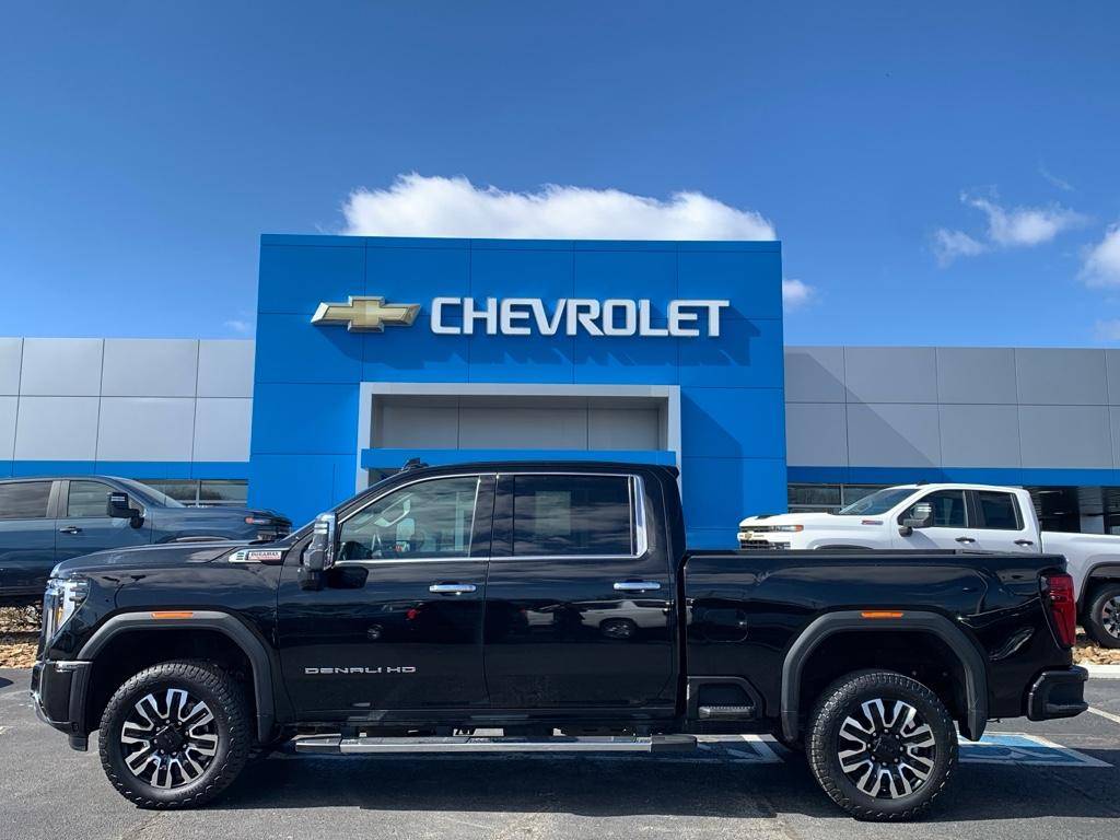 2024 GMC Sierra 3500HD Denali — Pickup Truck — 41,931 mi — Jefferson City, TN
