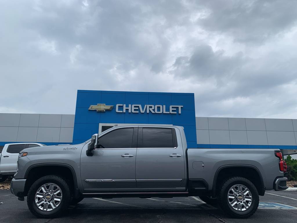 2025 Chevrolet Silverado 2500HD High Country — Pickup Truck — 34,195 mi — Jefferson City, TN