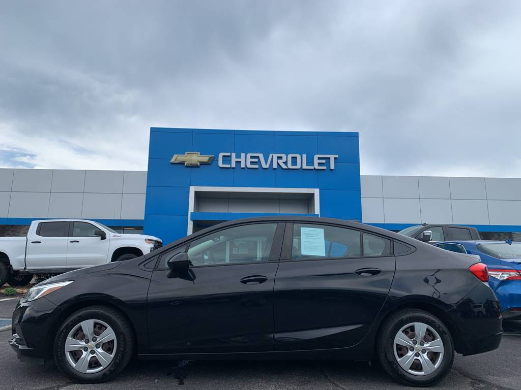 2018 Chevrolet Cruze LS — Sedan — 102,523 mi — Jefferson City, TN
