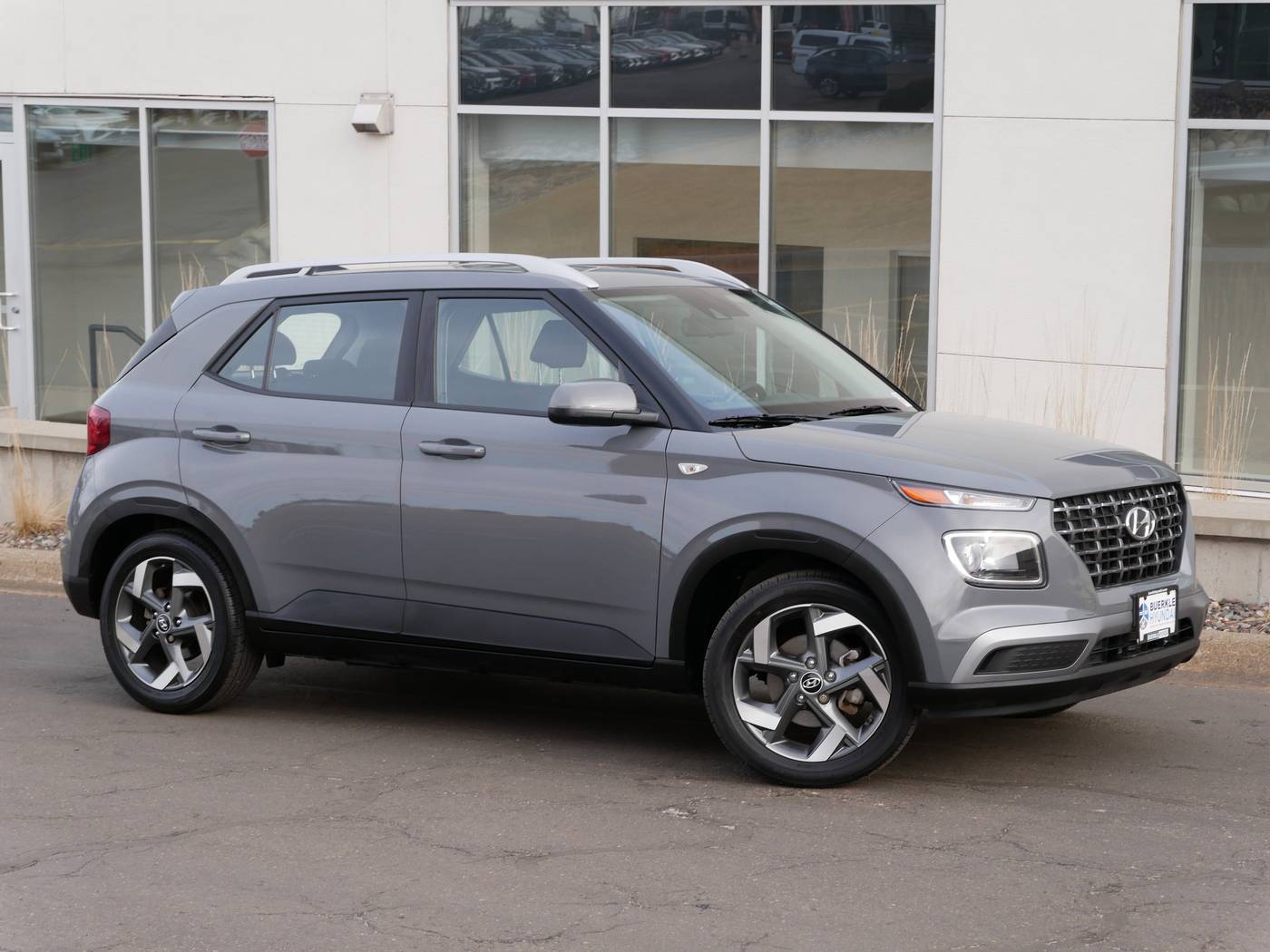 2022 Hyundai Venue SEL — SUV — 11,481 mi — White Bear Lake, MN