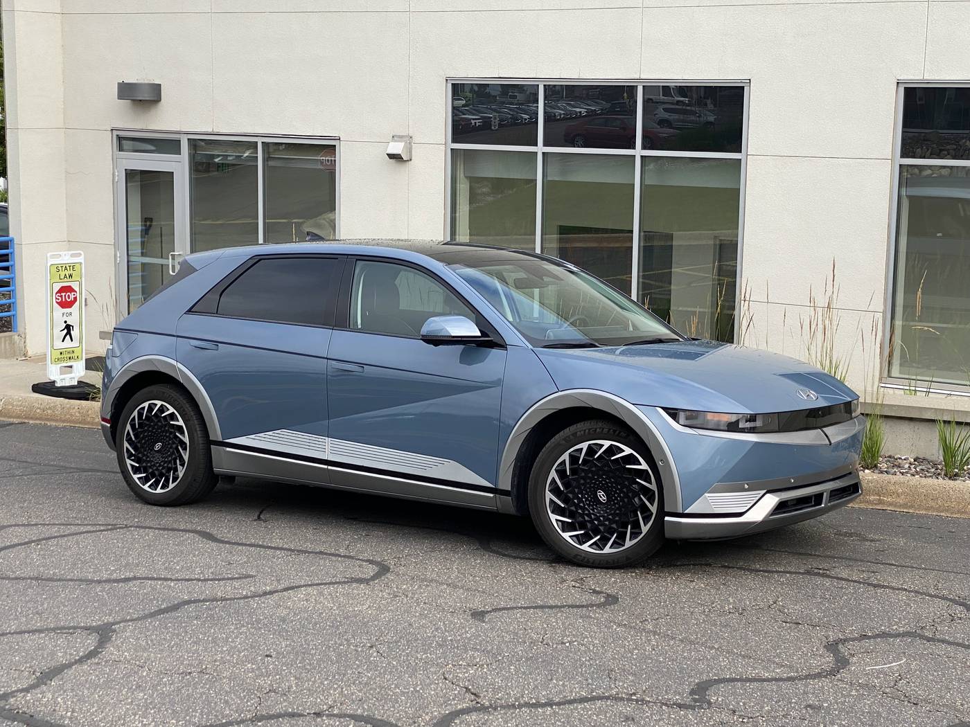 2023 Hyundai IONIQ 5 Limited — SUV — 22,313 mi — White Bear Lake, MN