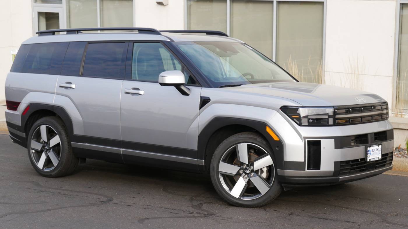 2024 Hyundai Santa Fe Limited — SUV — 4,589 mi — White Bear Lake, MN