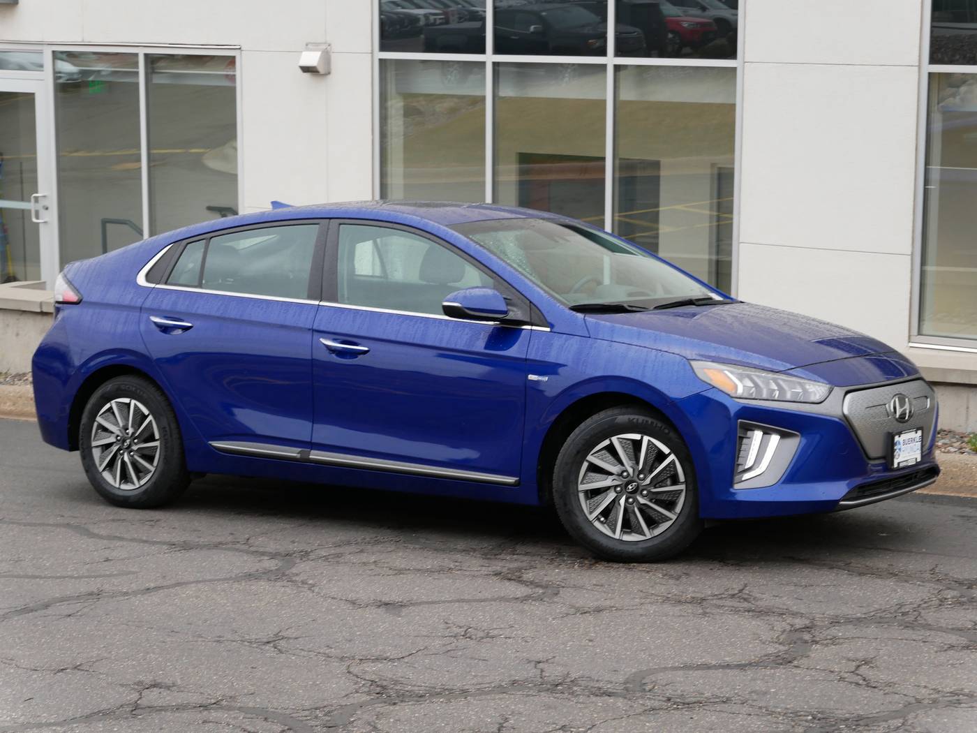 2020 Hyundai Ioniq Electric Limited — Hatchback — 22,698 mi — White Bear Lake, MN