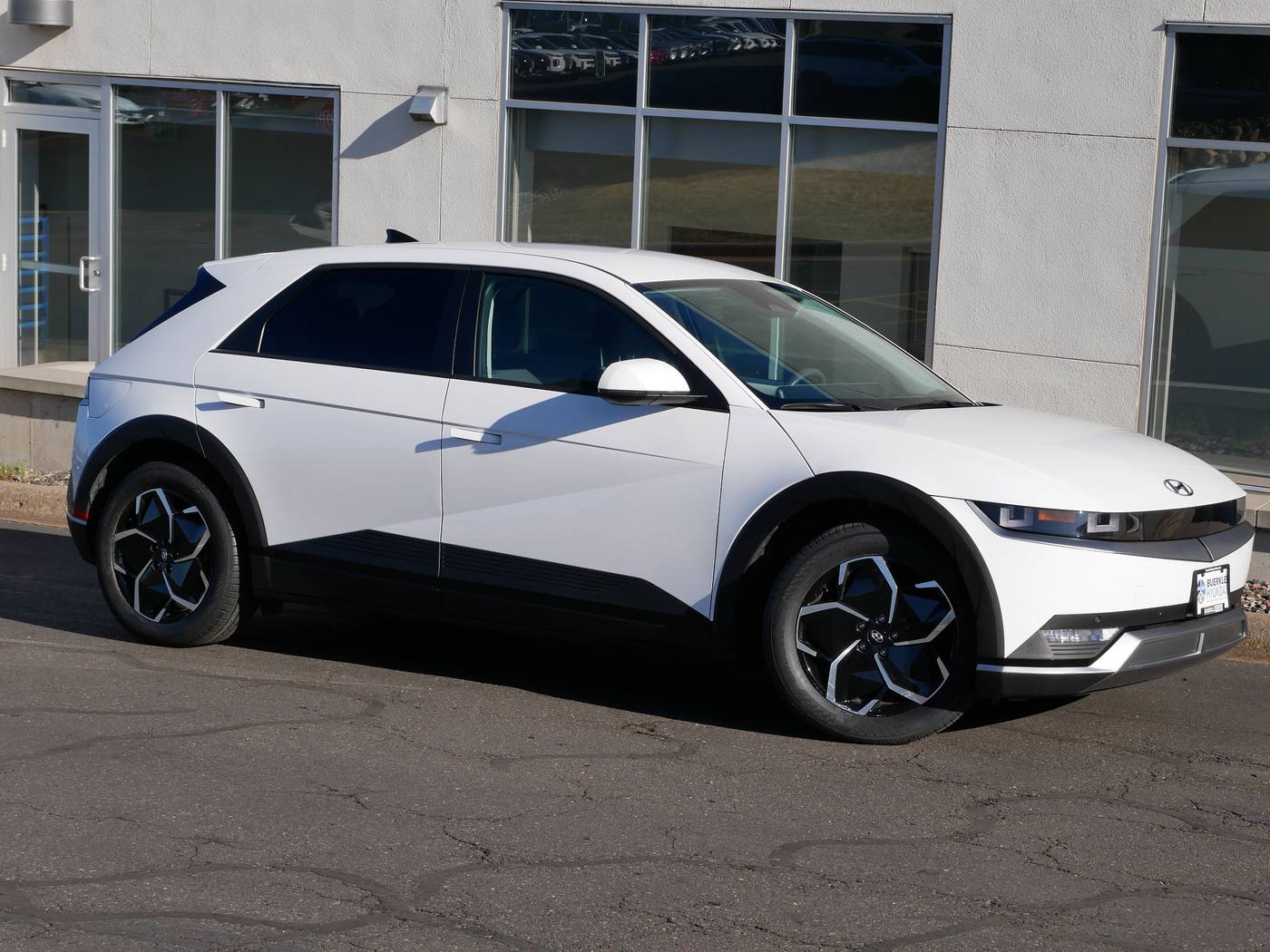 2024 Hyundai IONIQ 5 SEL — SUV — 15,687 mi — White Bear Lake, MN