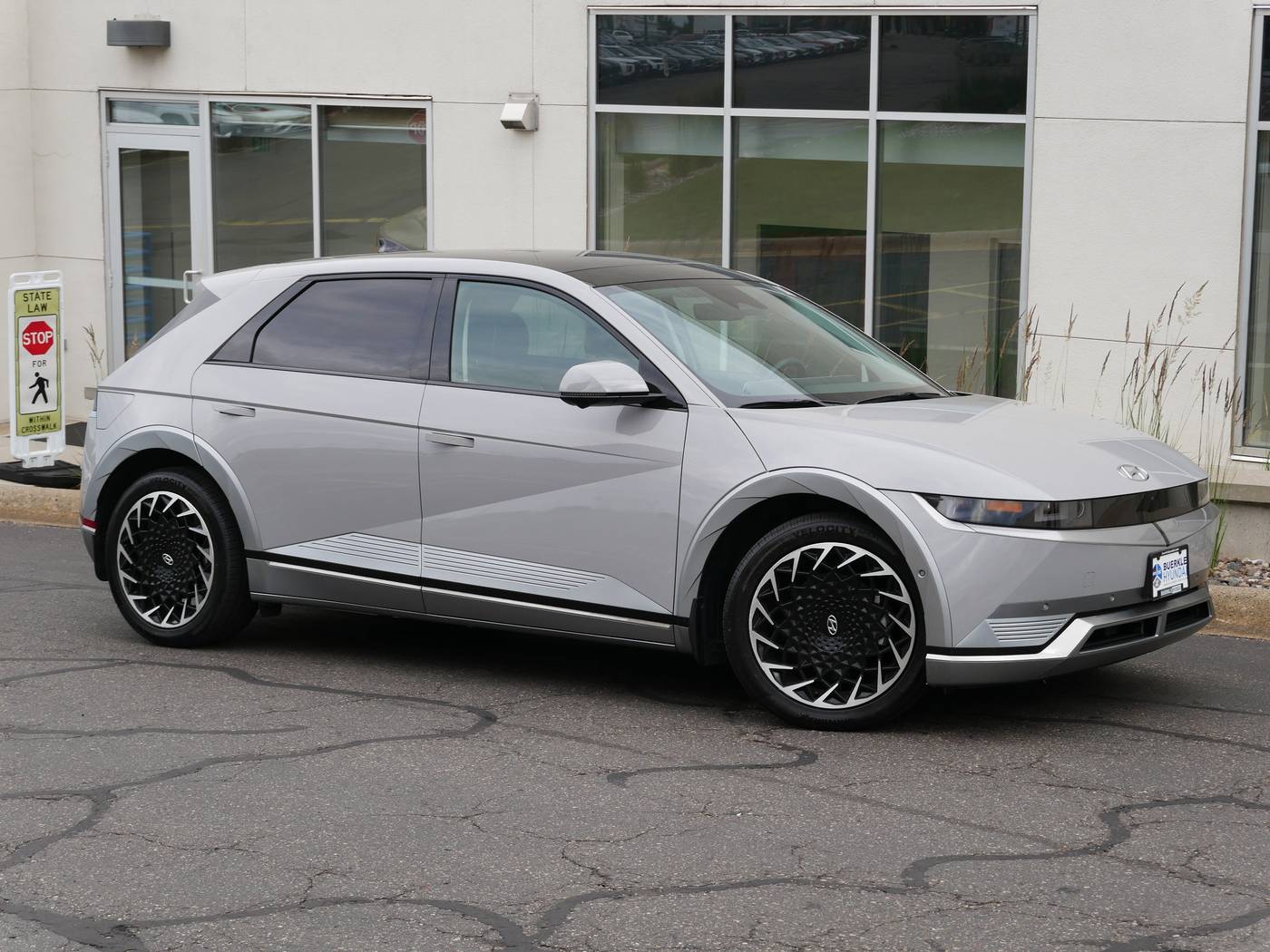 2022 Hyundai IONIQ 5 Limited — SUV — 21,747 mi — White Bear Lake, MN