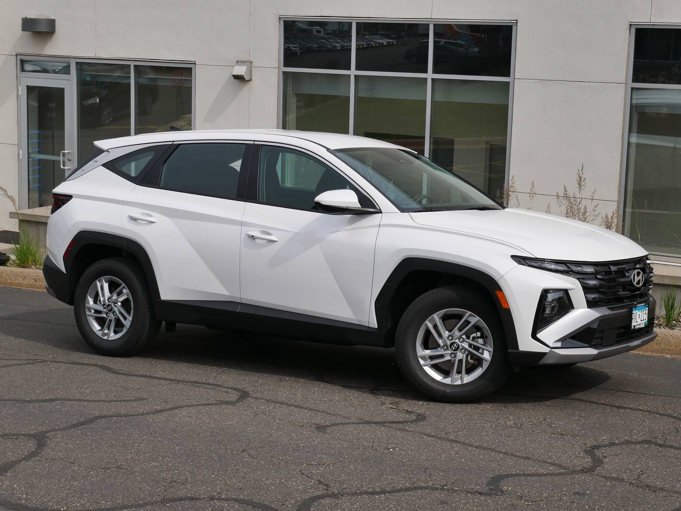 2025 Hyundai Tucson SE — SUV — 5,196 mi — White Bear Lake, MN