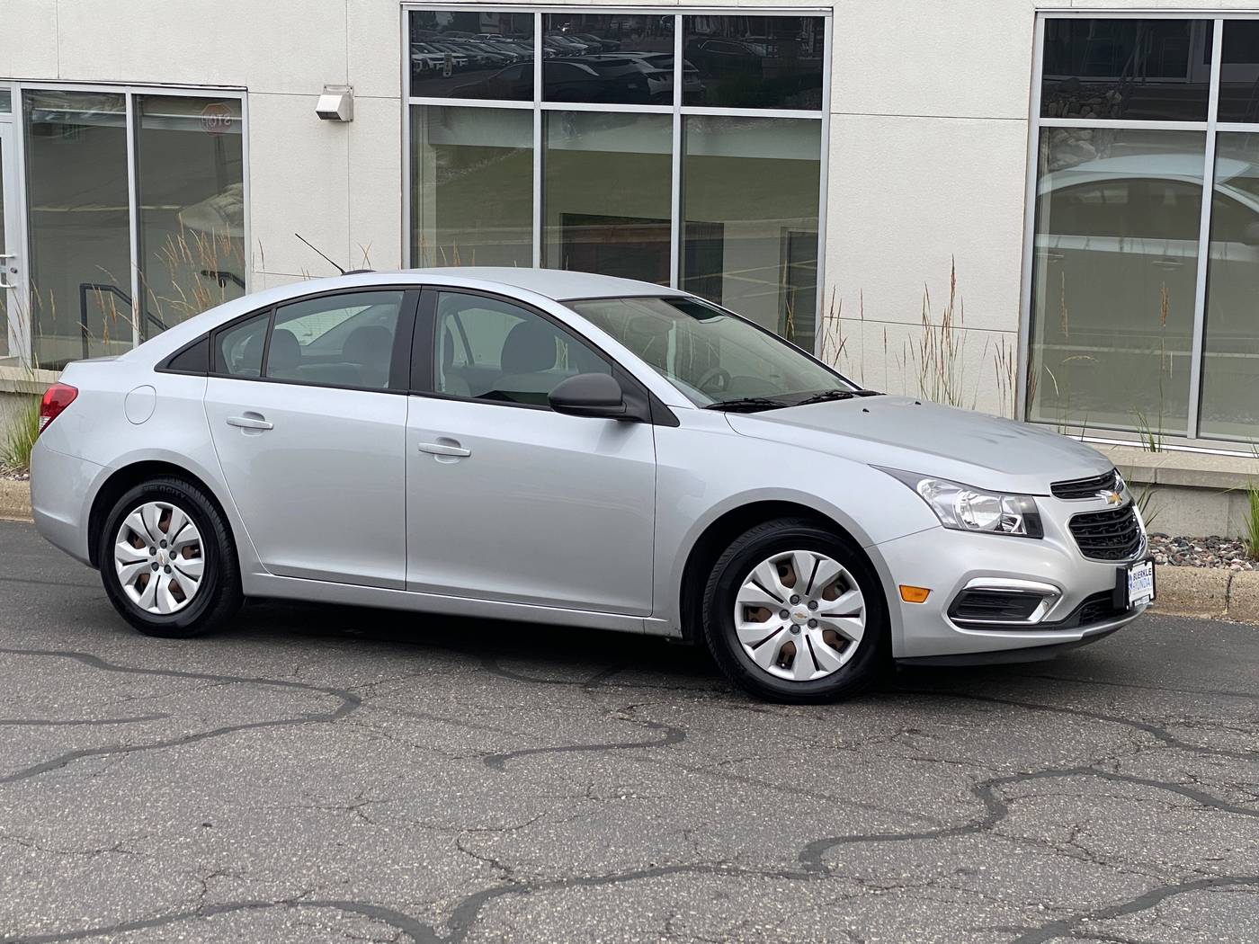 2015 Chevrolet Cruze LS — Sedan — 81,996 mi — White Bear Lake, MN