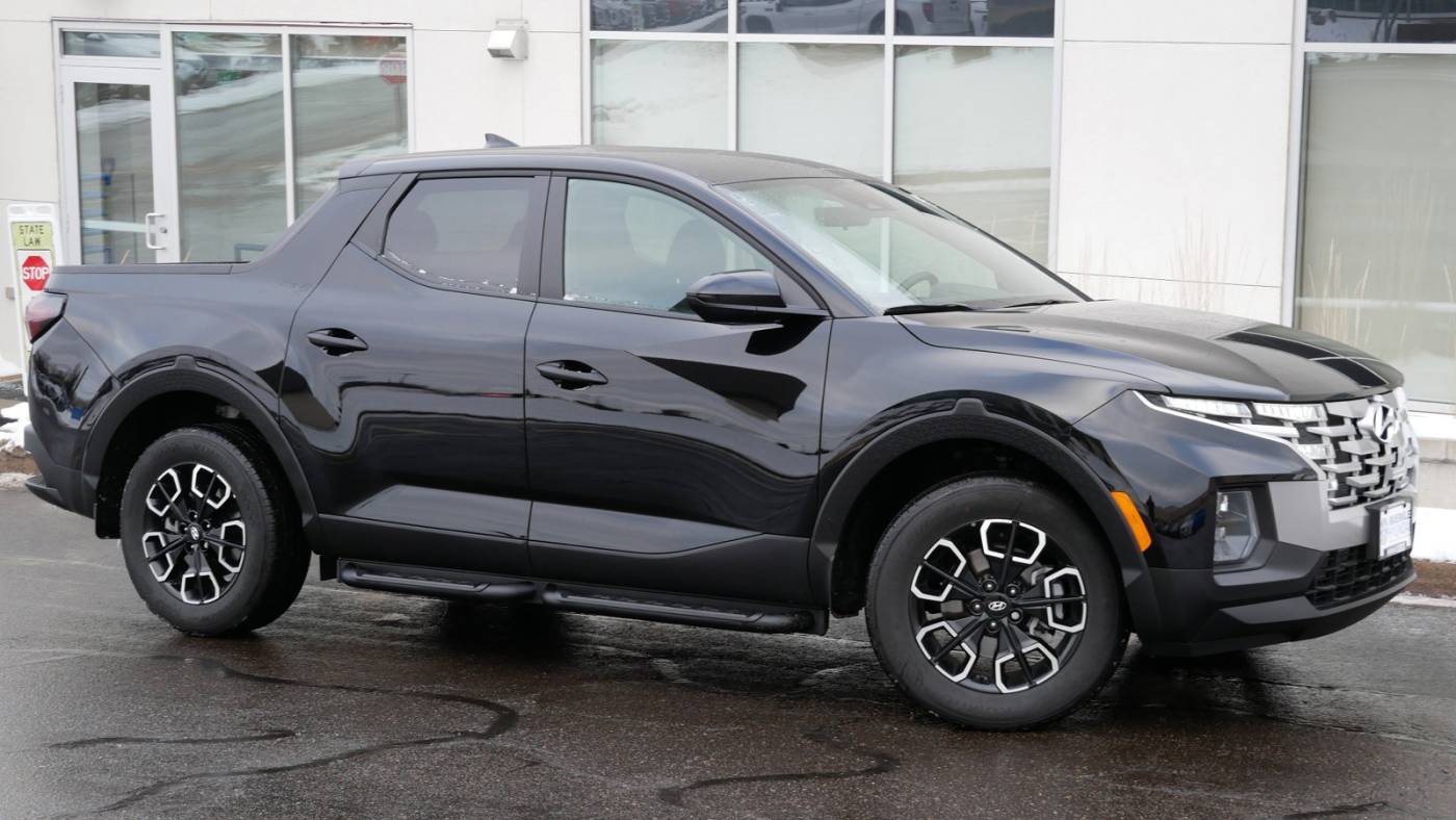 2024 Hyundai Santa Cruz SE — Pickup Truck — 5,145 mi — White Bear Lake, MN