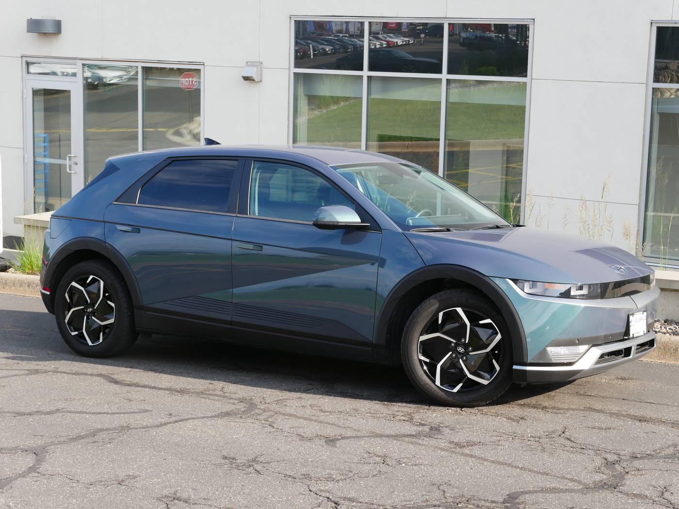 2023 Hyundai IONIQ 5 SEL — SUV — 10,959 mi — White Bear Lake, MN