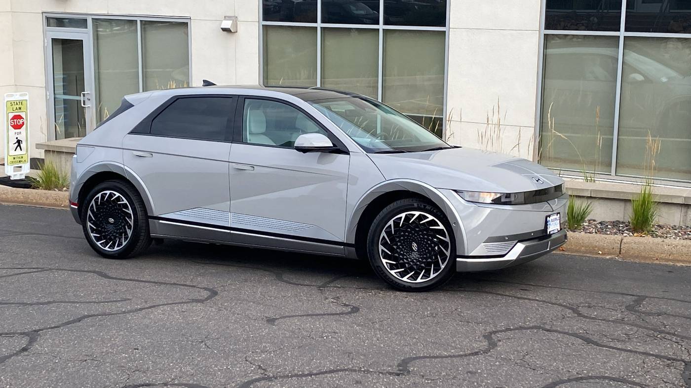 2024 Hyundai IONIQ 5 Limited — SUV — 3,404 mi — White Bear Lake, MN