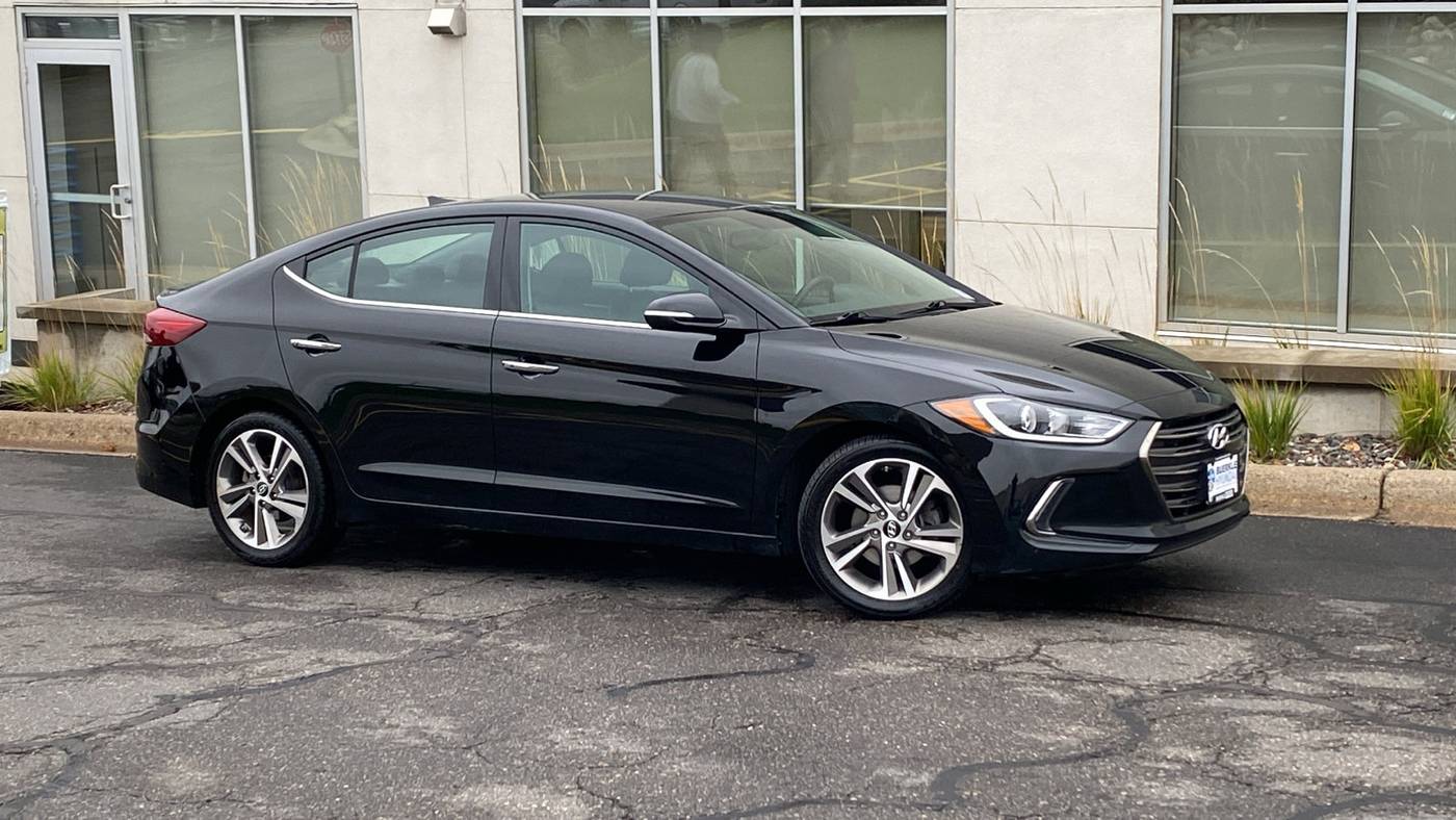 2017 Hyundai Elantra Limited — Sedan — 94,397 mi — White Bear Lake, MN