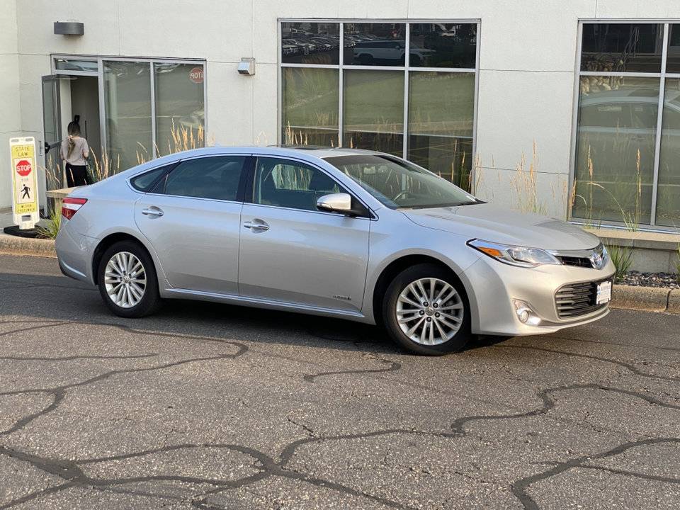 2013 Toyota Avalon Hybrid Limited — Sedan — 90,203 mi — White Bear Lake, MN