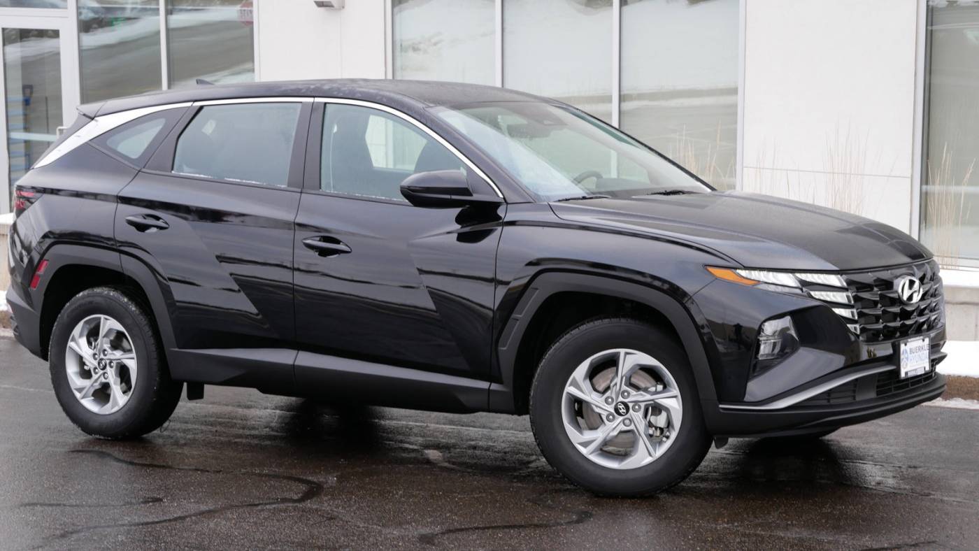 2024 Hyundai Tucson SE — SUV — 5,046 mi — White Bear Lake, MN