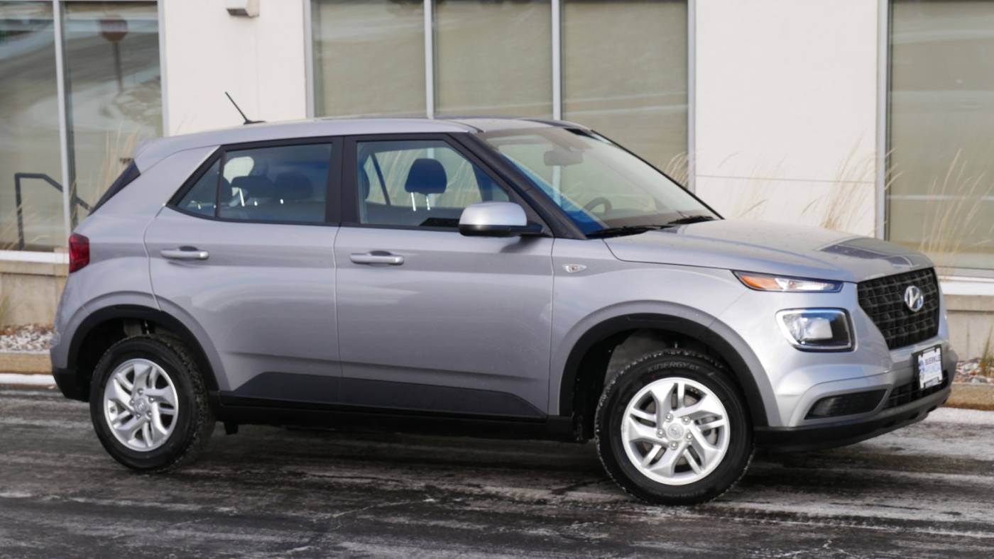2024 Hyundai Venue SE — SUV — 4,940 mi — White Bear Lake, MN