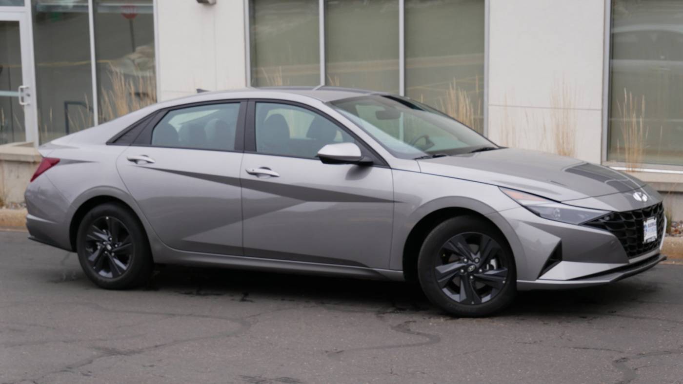 2023 Hyundai Elantra SEL — Sedan — 2,247 mi — White Bear Lake, MN