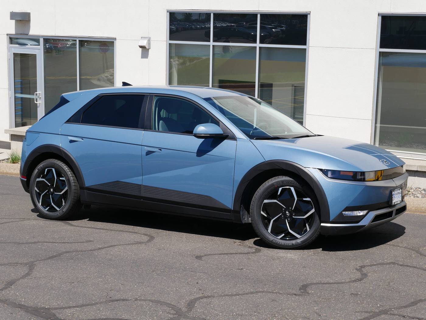 2024 Hyundai IONIQ 5 SEL — SUV — 14,974 mi — White Bear Lake, MN